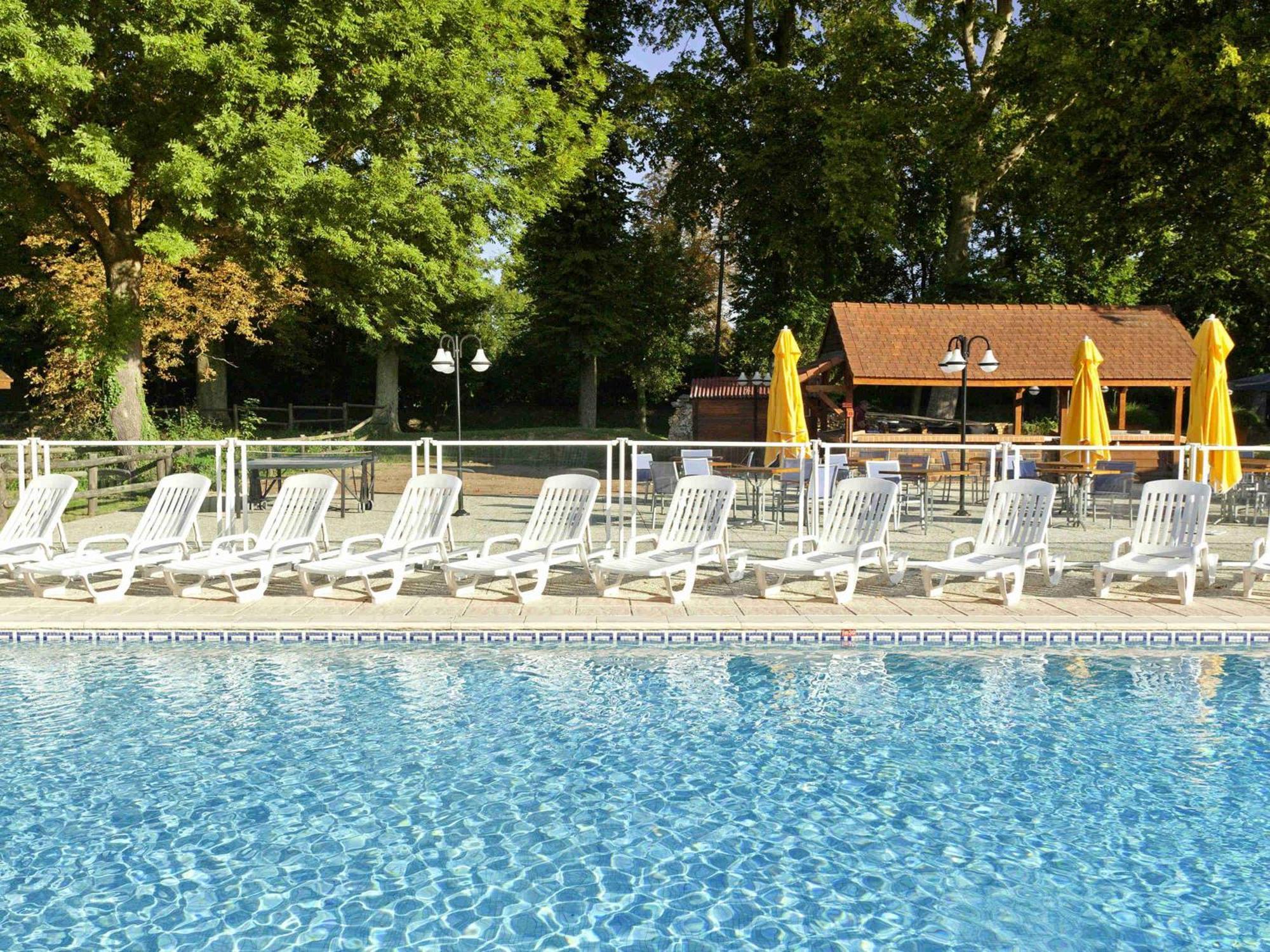 Novotel Saclay Exterior foto